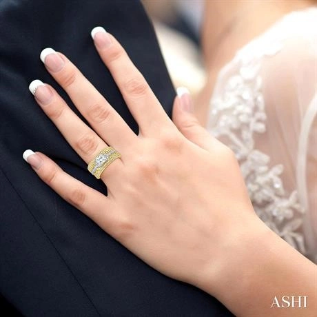 Princess Shape Diamond Wedding Set - Image 3