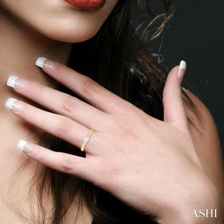 Marquise Shape East-West Diamond Ring - Image 3