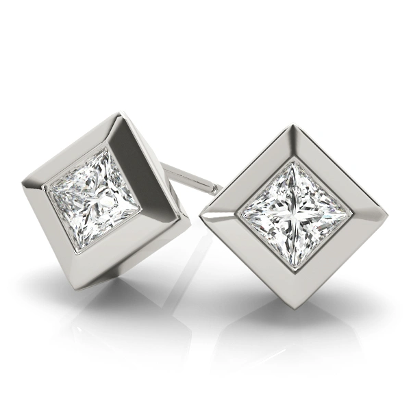 Princess Cut Diamond Stud Earrings - Image 4